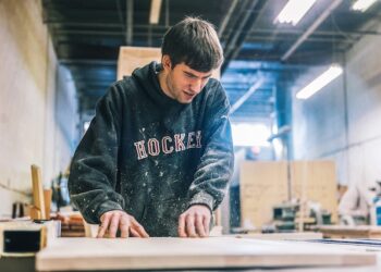 Exploring EN 12521:2015 Requirements for Strong, Durable, and Safe Domestic Tables